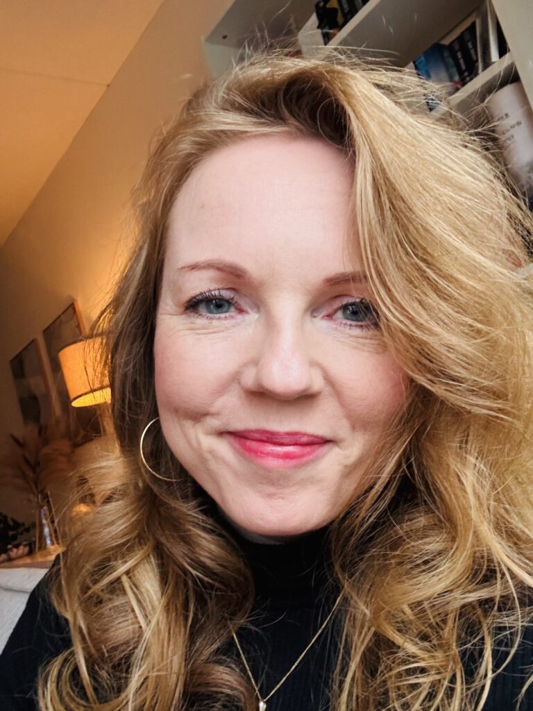 Joyce Knol